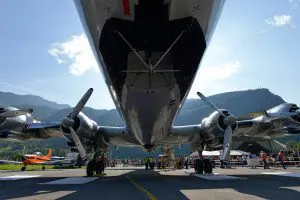 Super Constellation am Zigermeet 13 aus der Bugrad-Perspektive.